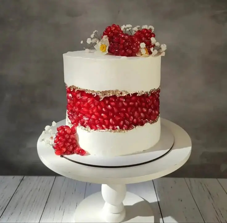 تزیین کیک شب یلدا برای مدرسه