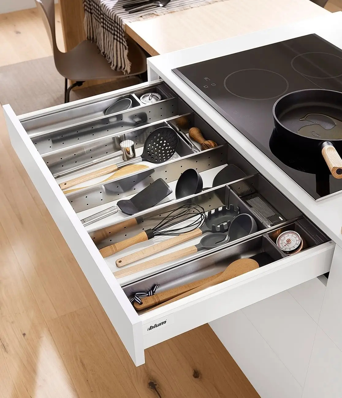 چیدمان کابینت زیر اجاق گاز