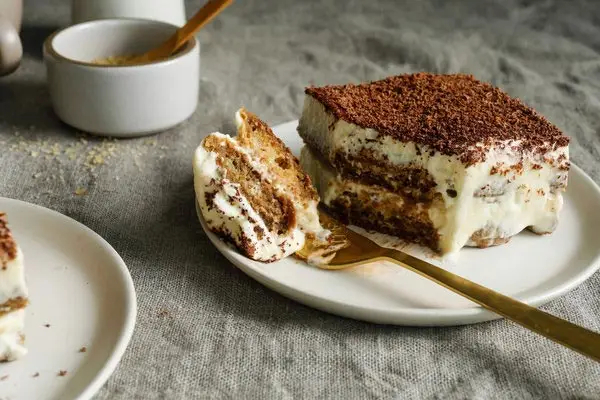 طرز تهیه تیرامیسو با بیسکویت پتی بور 