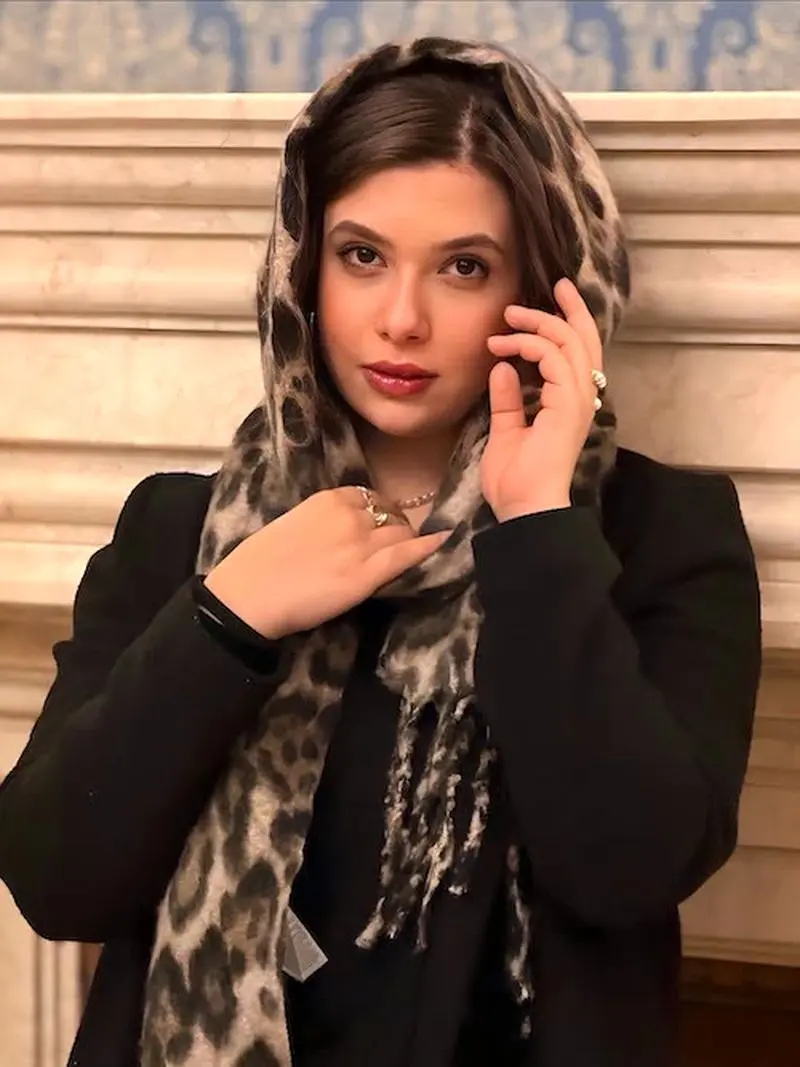 آرایش غلیظ نفس بازغی