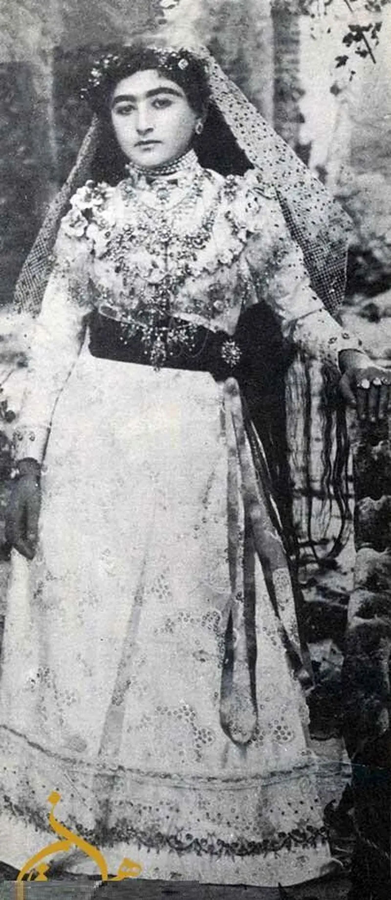  عروس قجری