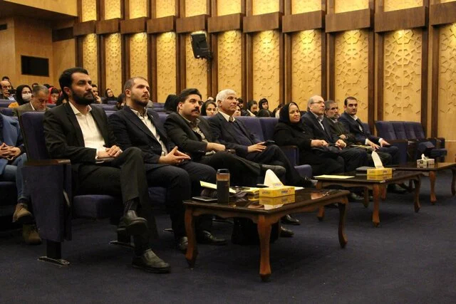خطیب‌زاده: بخش «بشر» حقوق‌بشر به‌شدت آسیب دیده است