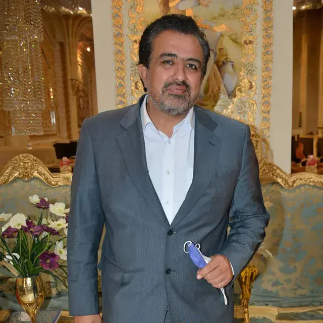 حسینی بای