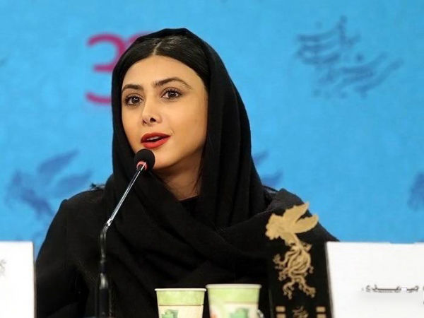 آزاده صمدی