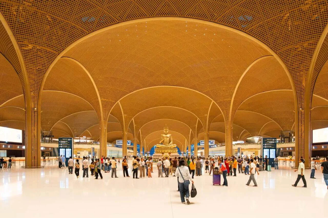 فرودگاه پنوم پن