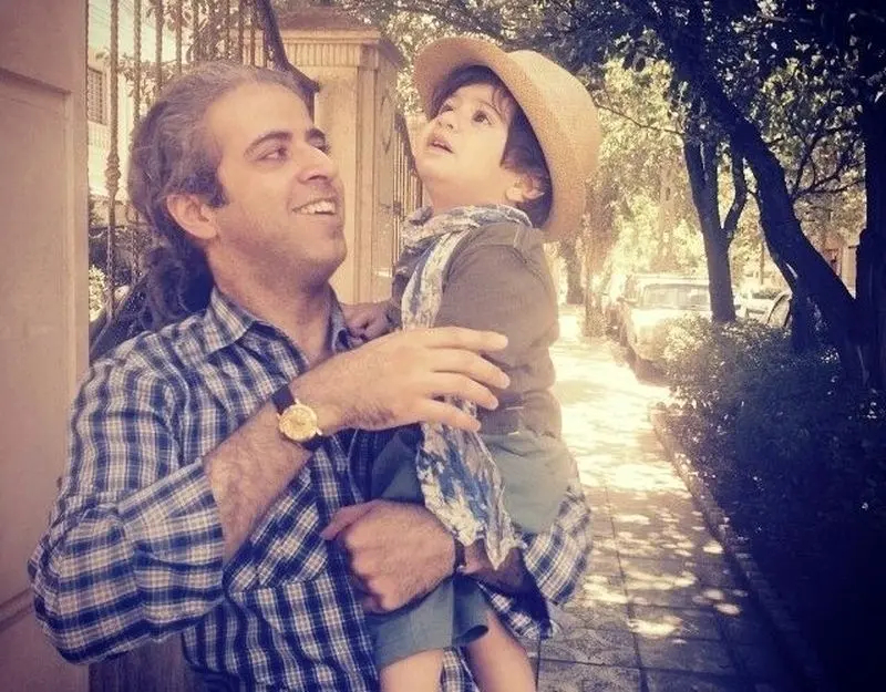 ایوب آقاخانی