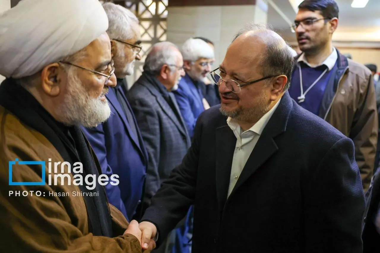 تصاویر: مجلس ترحیم اشرف بروجردی