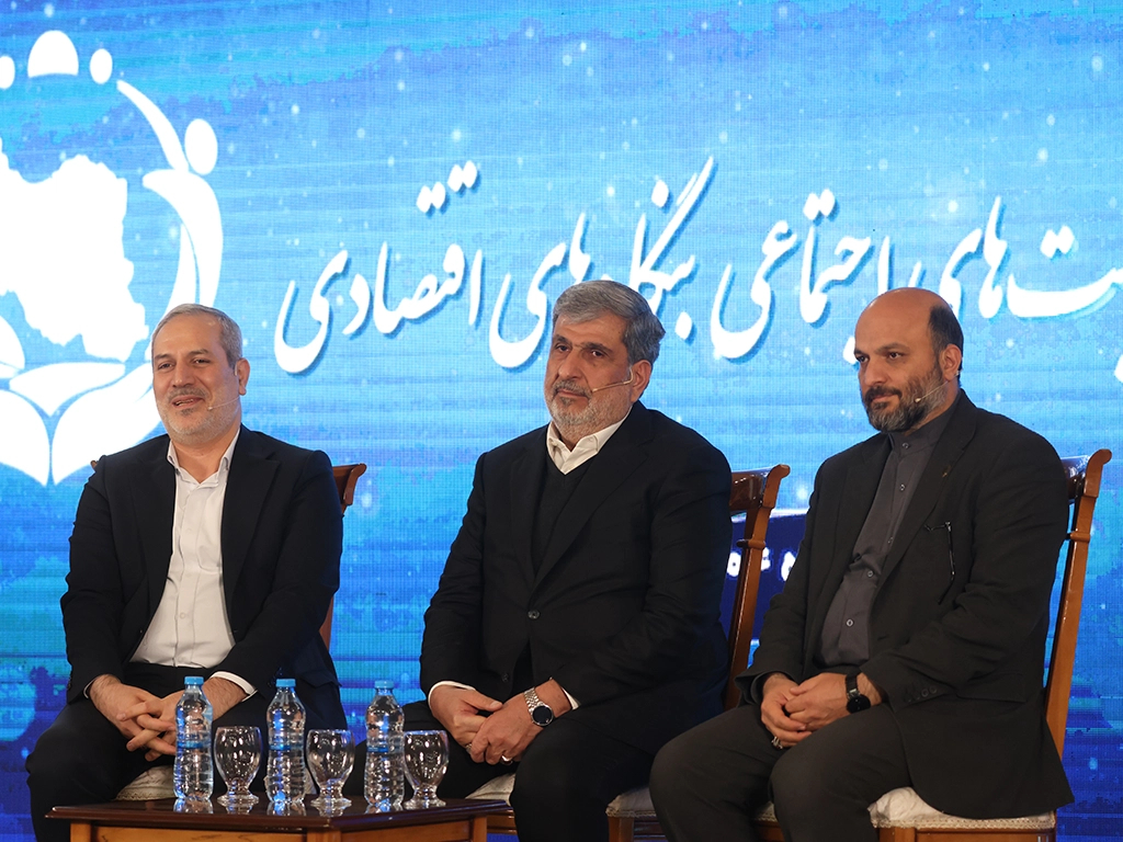 مدال افتخار حامی مدرسه‌سازی ایران به ایرانسل رسید