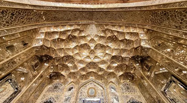 ایران چرا «آینه‌کاری» را ثبت جهانی کرد؟ + ویدئو
