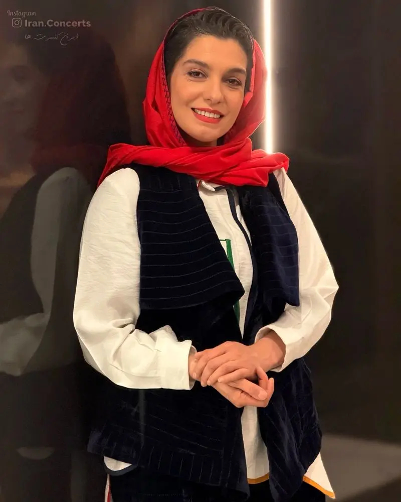 الیکا عبدالرزاقی، بازیگر سینما، تئاتر و تلویزیون و کارگردان تئاتر