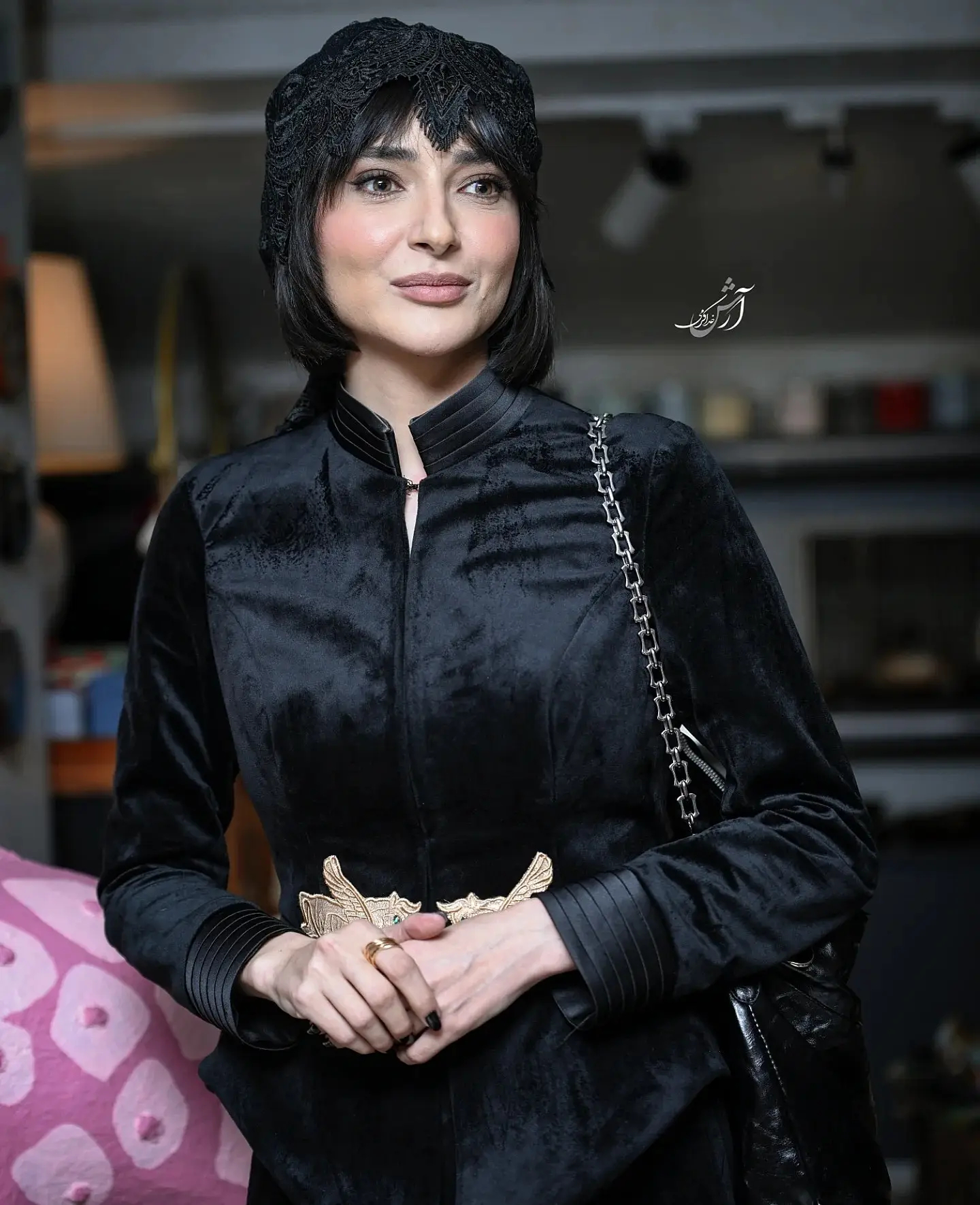 نورا محقق، بازیگر نقش آوا در سریال پرمخاطب شغال