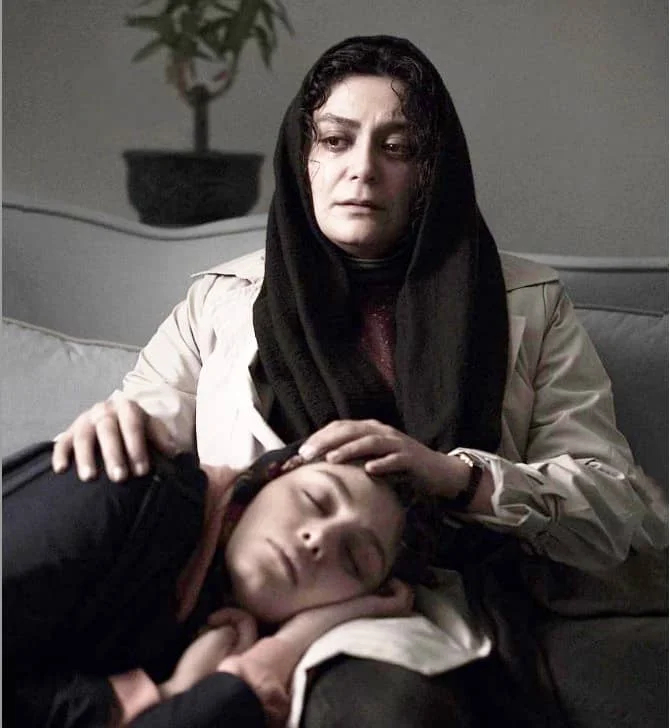 الهام کردا در نهنگ ابی