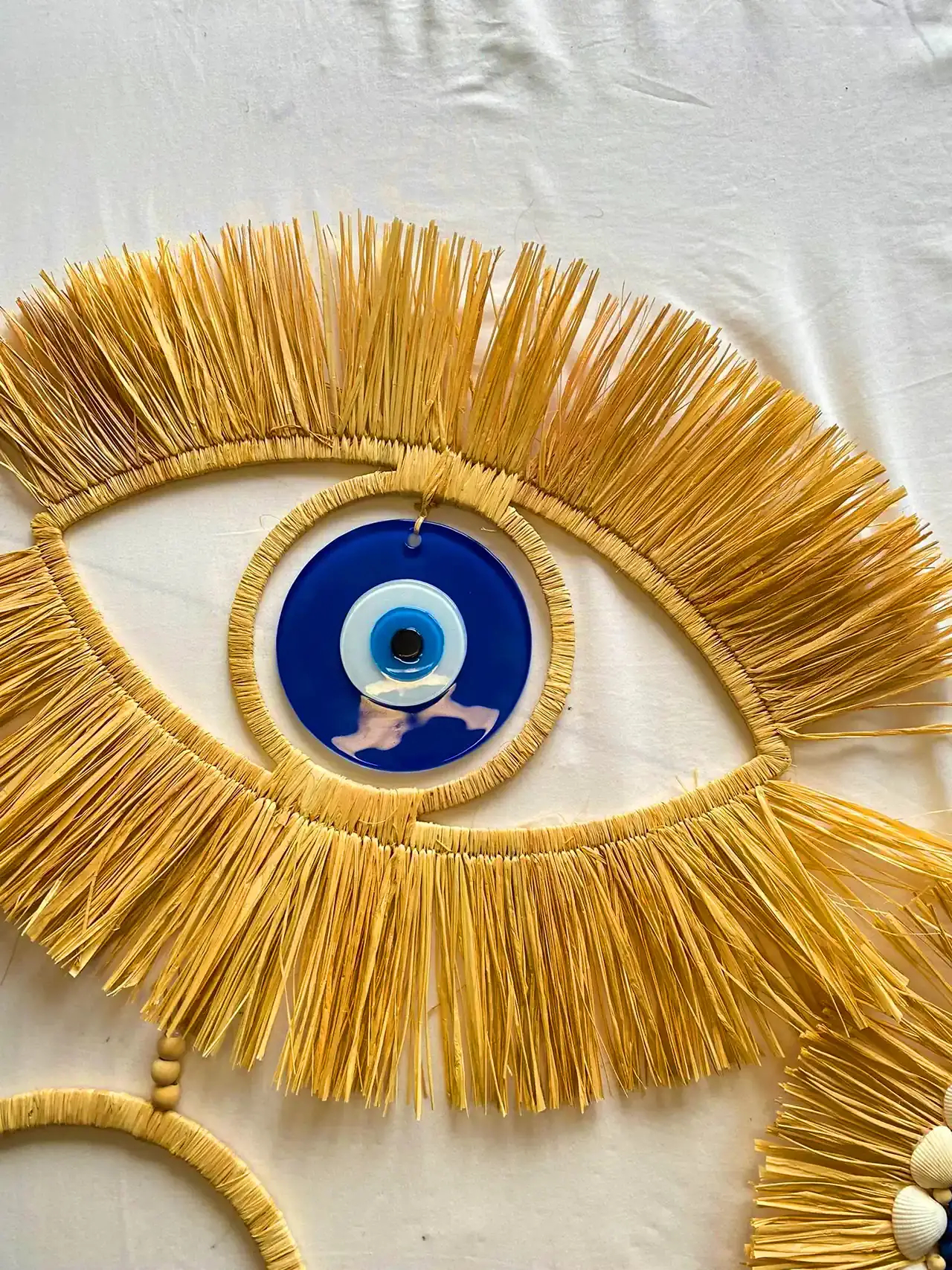 محافظ چشم زخم سنتی و مدرن 