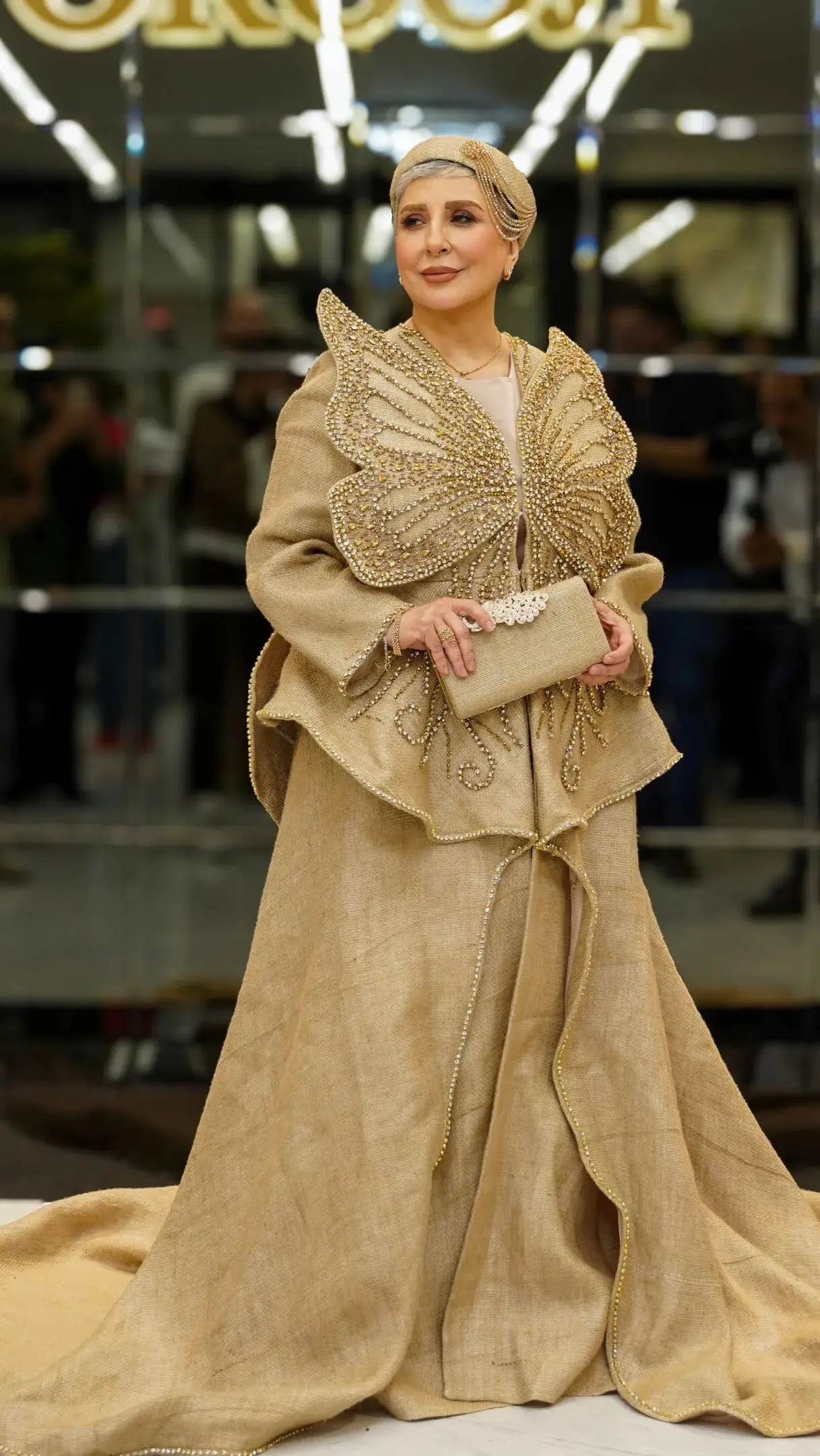  مرجانه گلچین با گونی