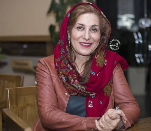 فاطمه معتمد آریا