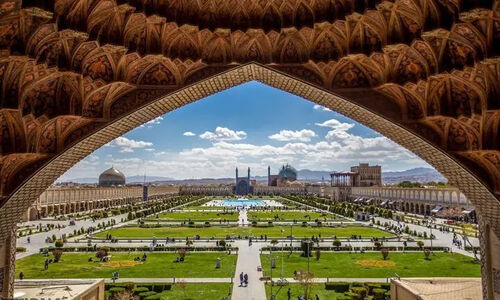 آغاز مرمت حیاتی طبقه دوم میدان نقش جهان با تایید نهایی شورای فنی صندوق احیا