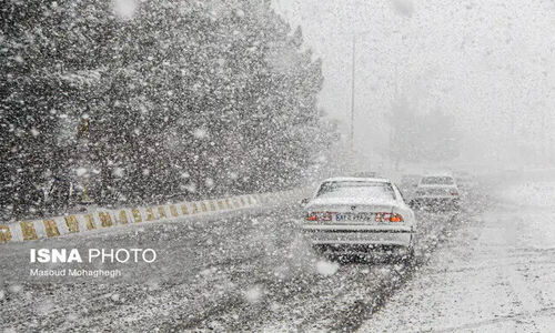 کولاک بی‌امان در گردنه کفنوئیه؛ محورهای روستایی گوغر بافت بسته شد!