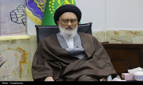 چرا مسئولان باید صدای مردم را چراغ راه خدمت قرار دهند؟