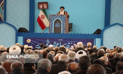 امام جمعه کرج: وقت ترمیم تیم اقتصادی دولت رسیده است!
