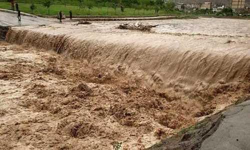 سیل ویرانگر در روستای مهرگی؛ جان دو کودک بی‌گناه به خطر افتاد!