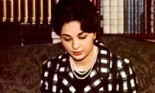 سفری به گذشته با کارت عروسی شگفت‌انگیز فرح پهلوی و شاه مخلوع!