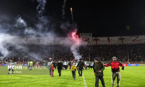 حمله شدید تراکتور به پرسپولیس و کریم باقری؛ این بار توپ در زمین شماست!