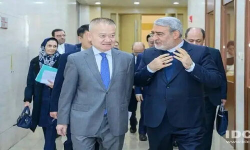 تهران و پکن با قدرت بر اجرای توافق‌های استراتژیک تأکید کردند!