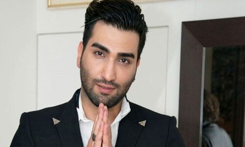 شام عاشقانه حسین تهی و همسر دهه هشتادی‌اش : ته چین مرغ دستپخت کد بانو