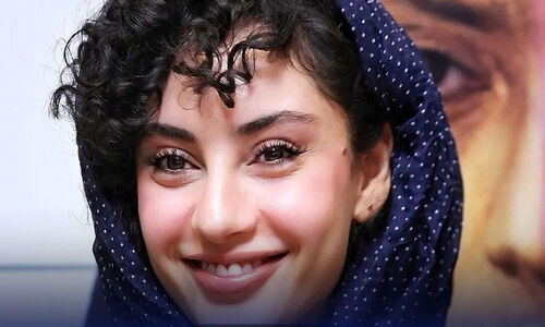 استایل خاص و دانشجویی ترلان پروانه بازیگر بامداد خمار/ خانم بازیگر با مقنعه زیباتر از همیشه