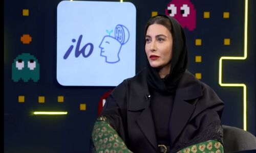 تغییر چهره فریبا نادری / با چادر نماز گل‌گلی اصلا قابل شناسایی نیست!