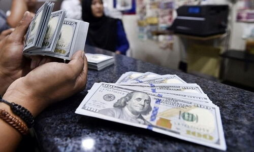 قیمت دلار امروز ۱۸ تیرماه/ زمزمه مذاکرات ترمز افزایش قیمت را کشید