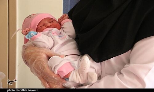 هدیه ویژه دو میلیون تومانی ماهانه به مادران از سال ۱۴۰۵؛ کارت امید مادر چیست؟