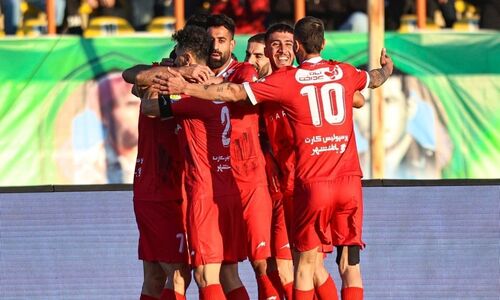 اورونوف با گل‌های طلایی‌اش پرسپولیس را به صدر جدول رساند!