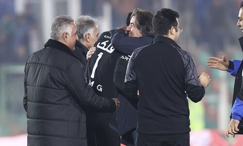 سا پینتو با چهارمین برد متوالی، پرسپولیس را پیش از داربی به چالش کشید!