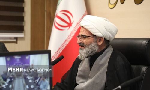 امام جمعه سمنان: تقوای الهی چگونه سد محکمی در برابر تخلفات می‌شود؟