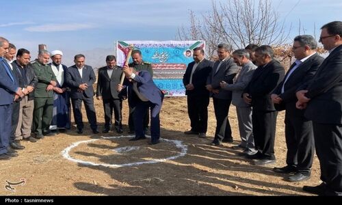 آغاز ساخت نیروگاه خورشیدی یک مگاواتی در یاسوج؛ جهشی مهم در تأمین برق پایدار و اشتغال‌زایی
