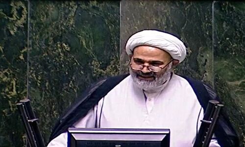 پژمان‌فر: وزارت کشاورزی چرا مقابل خسارت تب برفکی سکوت کرده؟