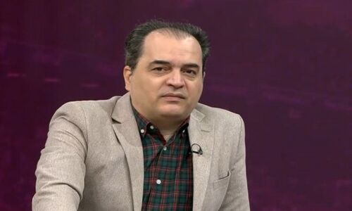 شگفتی در گزارش دربی ۱۰۶؛ پیمان یوسفی جایگزین محمدرضا احمدی شد!
