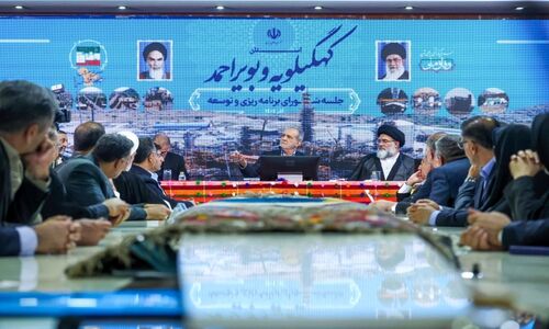 پزشکیان هشدار داد: مدیران نباید خود را آقا بالاسر مردم بدانند!