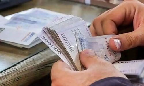 چرا عیدی کارگران ۱۰ برابر عیدی کارمندان شده است؟ رازهای پشت این اختلاف عجیب