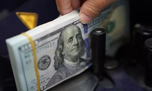 دلار برای دومین هفته متوالی ارزش خود را از دست داد؛ چه آینده‌ای در انتظار بزرگ‌ترین ارز دنیا است؟