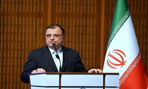 استاندار گلستان: دستگاه‌های اجرایی از دانشگاه‌ها عقب مانده‌اند