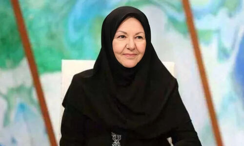 بیوگرافی دکتر مریم رزاقی آذر بهترین پزشک غدد جهان+ همسر و شغل فرزندانش