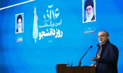 نقد کیهان به سخن گفتن پزشکیان: کلی‌گویانه، فرافکنانه، سیاه‌نمایانه و بعضاً نادرست است