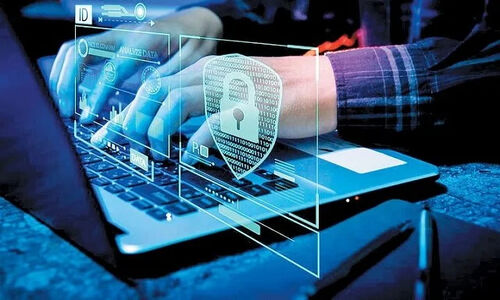 استفاده از شرکت‌های دانش‌بنیان برای ارتقای کیفیت خدمات فناوری و امنیت آزمون‌ها