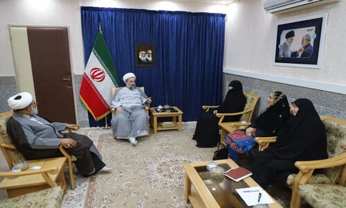 نماینده ولی‌فقیه در سیستان و بلوچستان: پیشرفت‌ بانوان ایرانی از برکات انقلاب اسلامی است