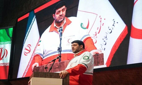 کولیوند: داوطلبان هلال‌احمر نماد انسانیت‌اند