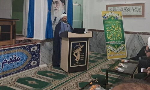 دهقان: ضعف حمایت‌ها و کمبود زیرساخت‌ها مانع جذب نخبگان به مساجد است
