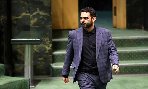 کنایه تند و جنجالی سردبیر فرهیختگان به ثابتی؛ عکس منتشر شد!