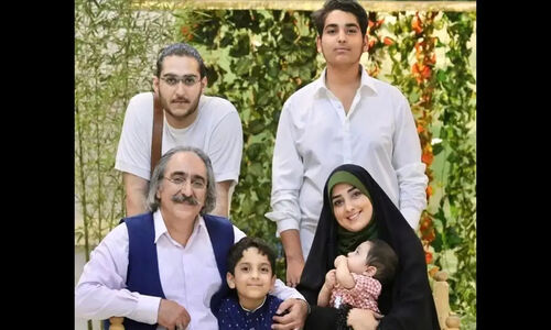 ستاره سادات قطبی با افشاگری جنجالی درباره نسبت خانوادگی و حجاب: «ماجرای محرم بودن ما را اشتباه نگیرید!»